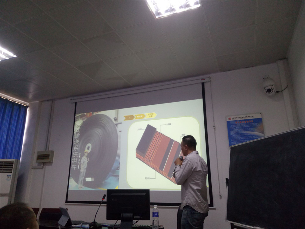 5b1a12d4e04fa.jpg 5b1a12d4e04fa.jpg