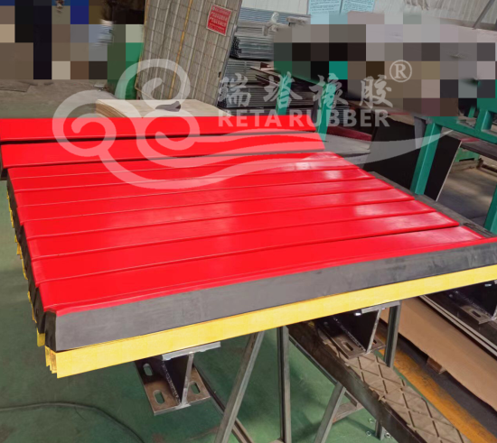 輸送機(jī)落料點(diǎn)高耐磨輸送帶緩沖床